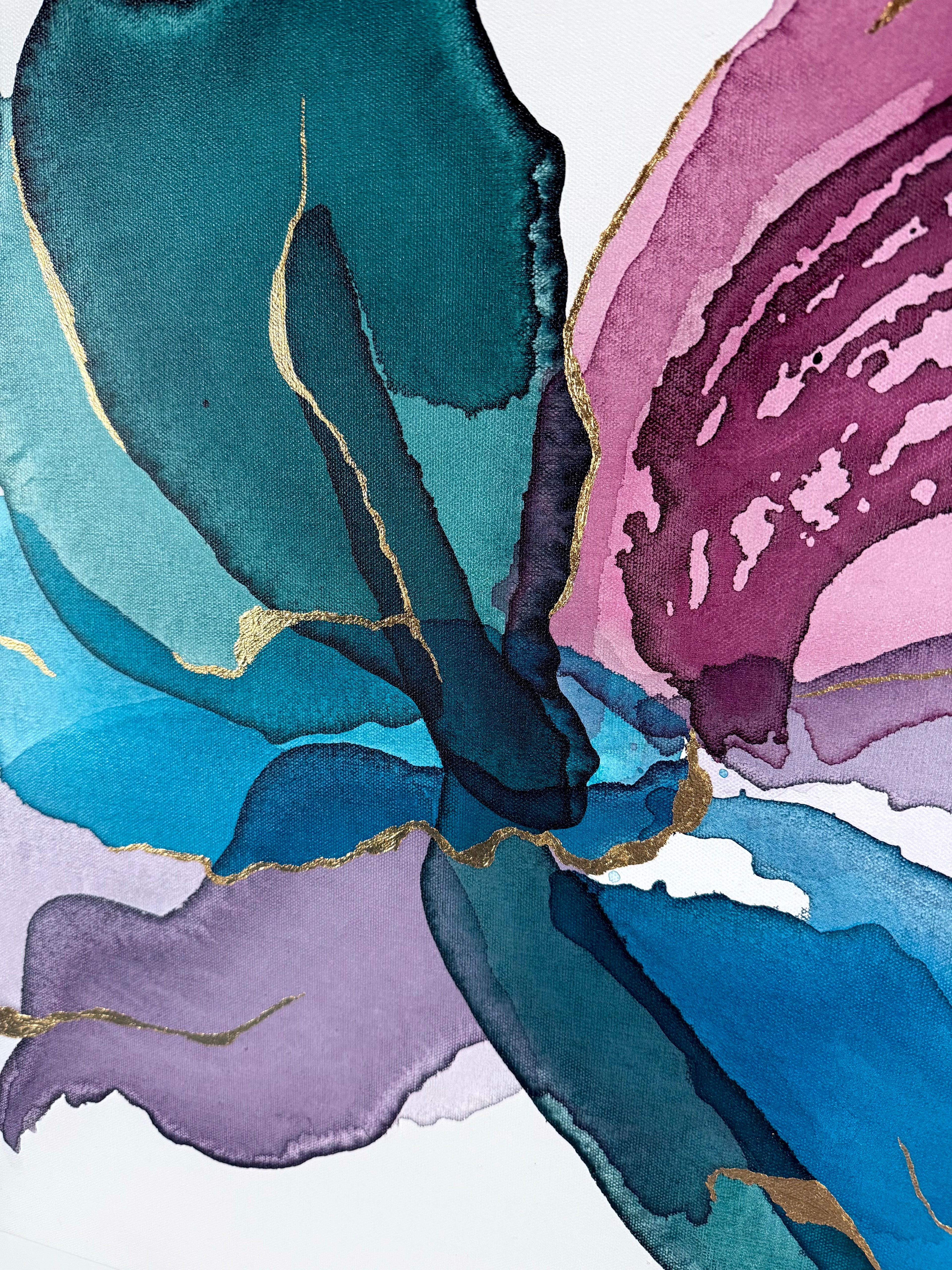 Aurum Petals | 24"x24"